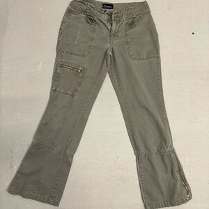 No boundaries slim fit green cargo pants